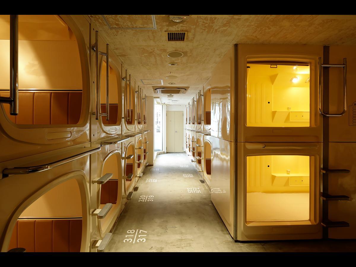 Capsule Room for Male - Non-Smoking