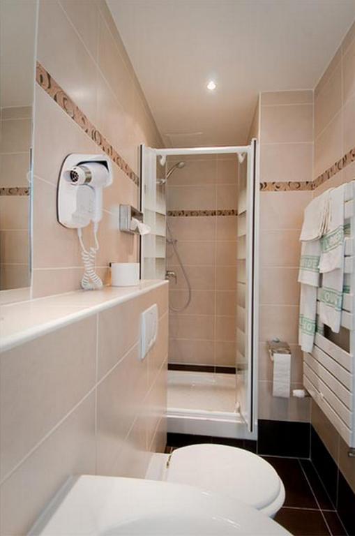 Double Room with Shower