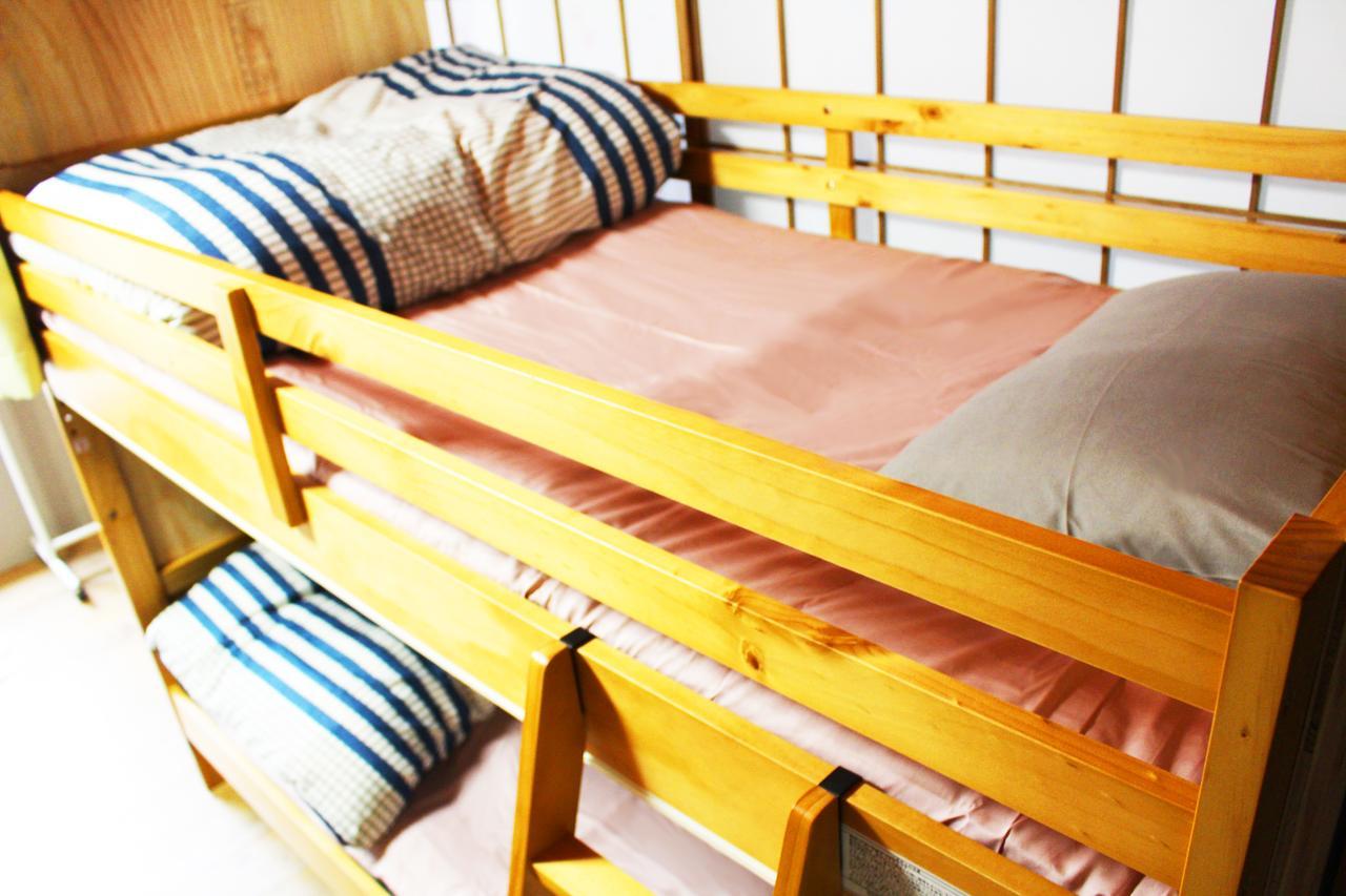 Bunk Bed in Female Dormitory Room,655864779:JPEG