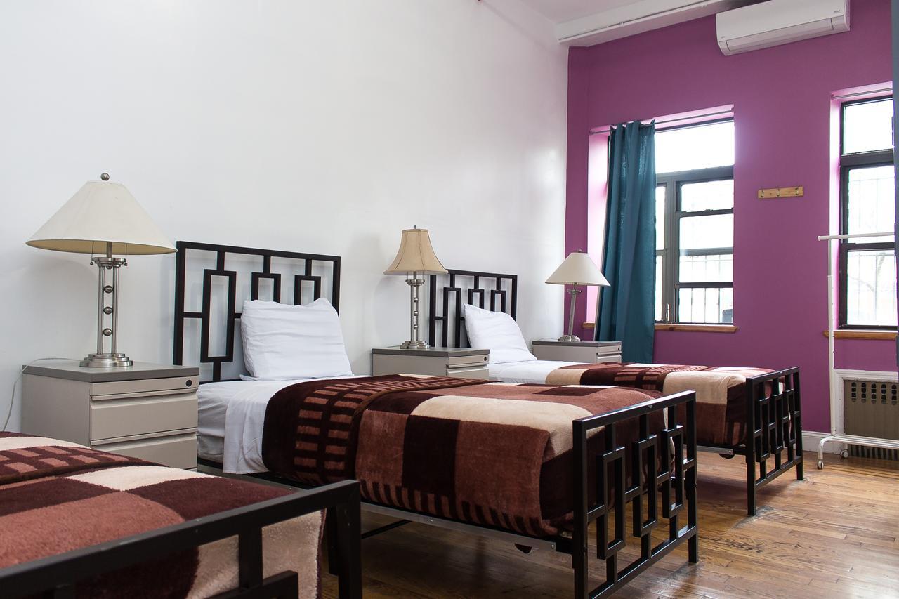 Single Bed in 3-Bed Female Dormitory With Private Bathroom