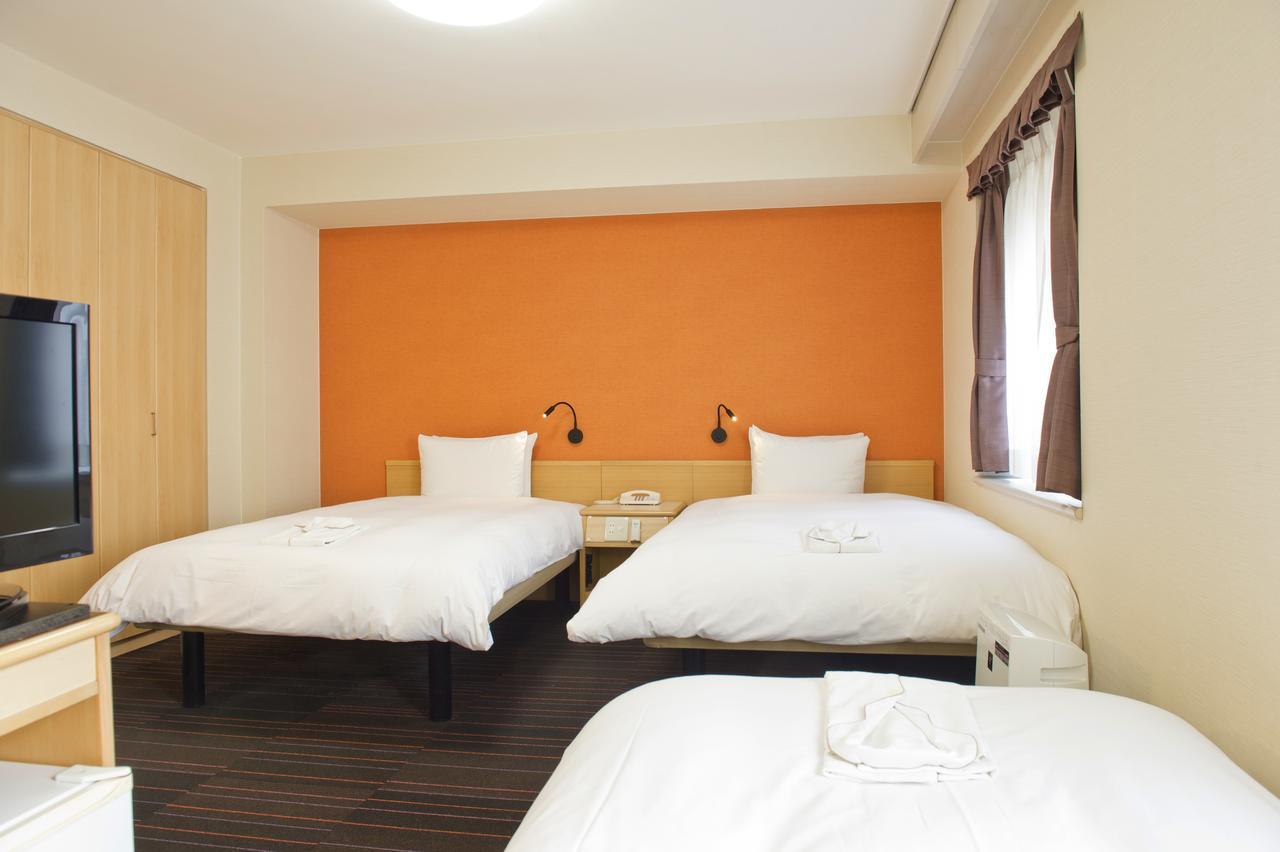 Standard Twin Room with Sofa Bed (3 adult) - Non-Smoking