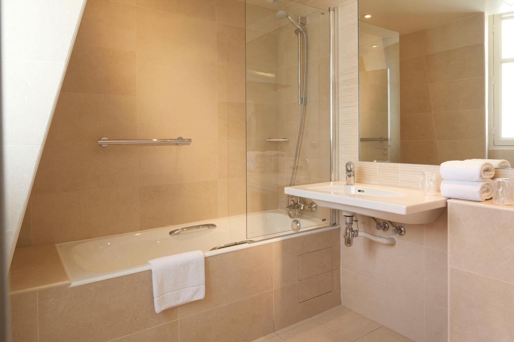 Classic Triple Room