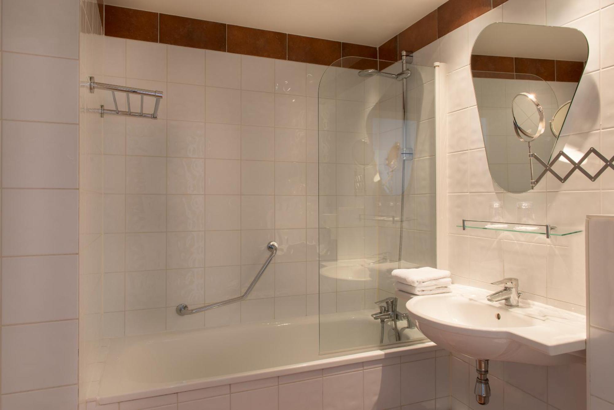 Premium Double Room,1553314735:JPEG