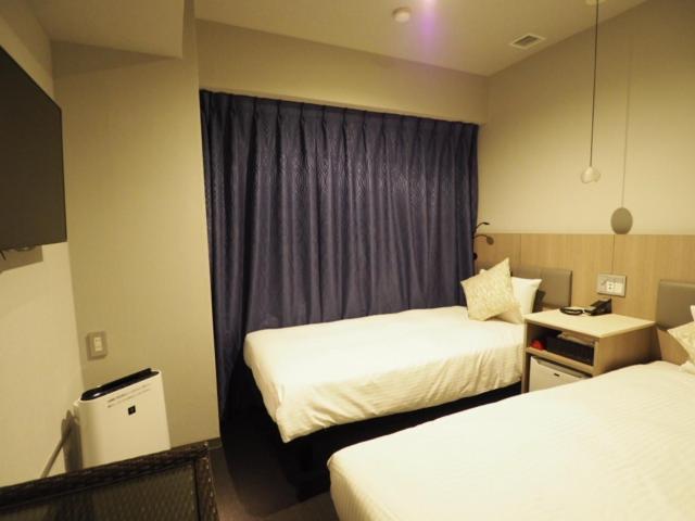 Compact Twin Room - Non-Smoking
