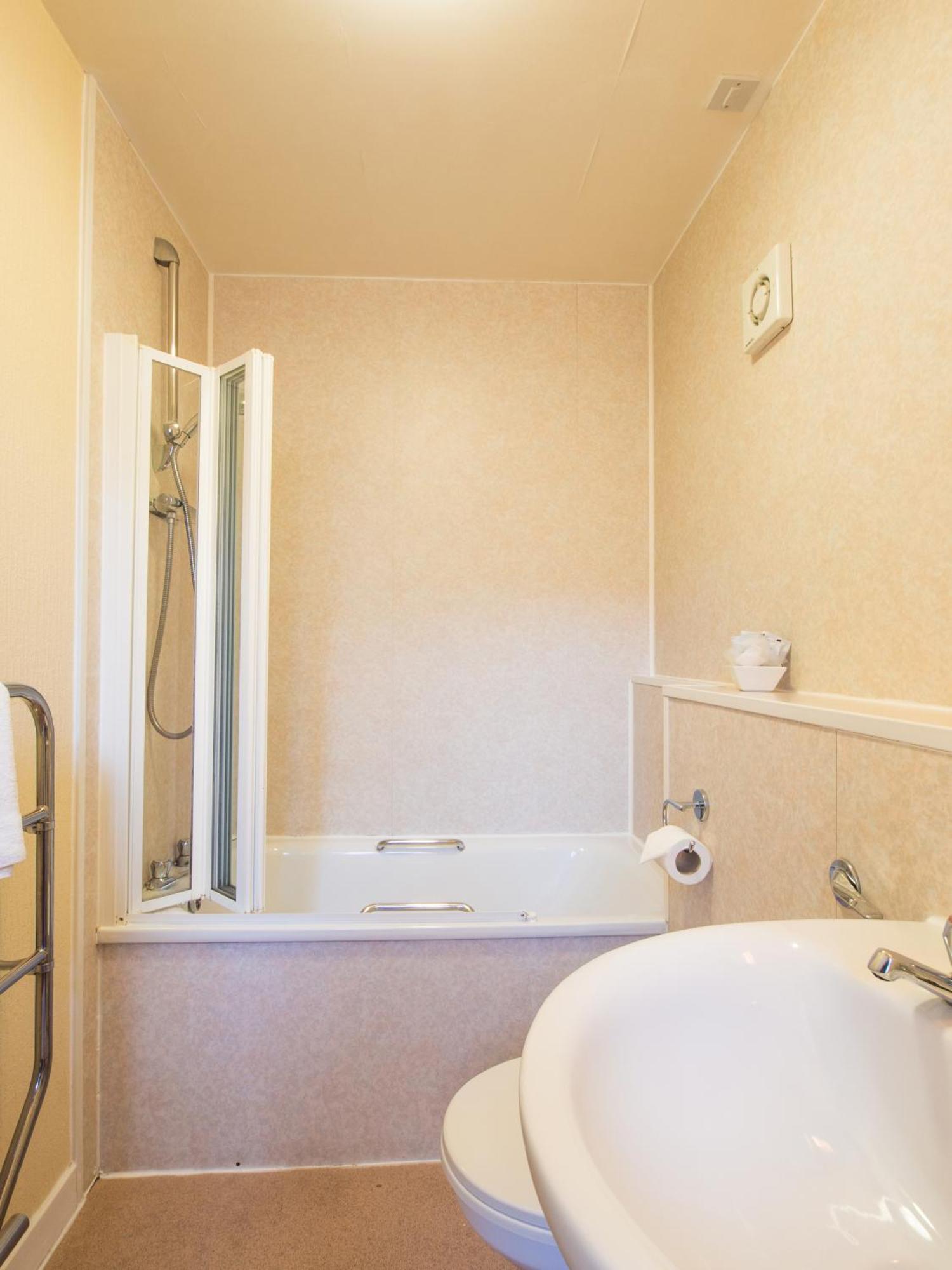 Family Suite,1611051238:JPEG