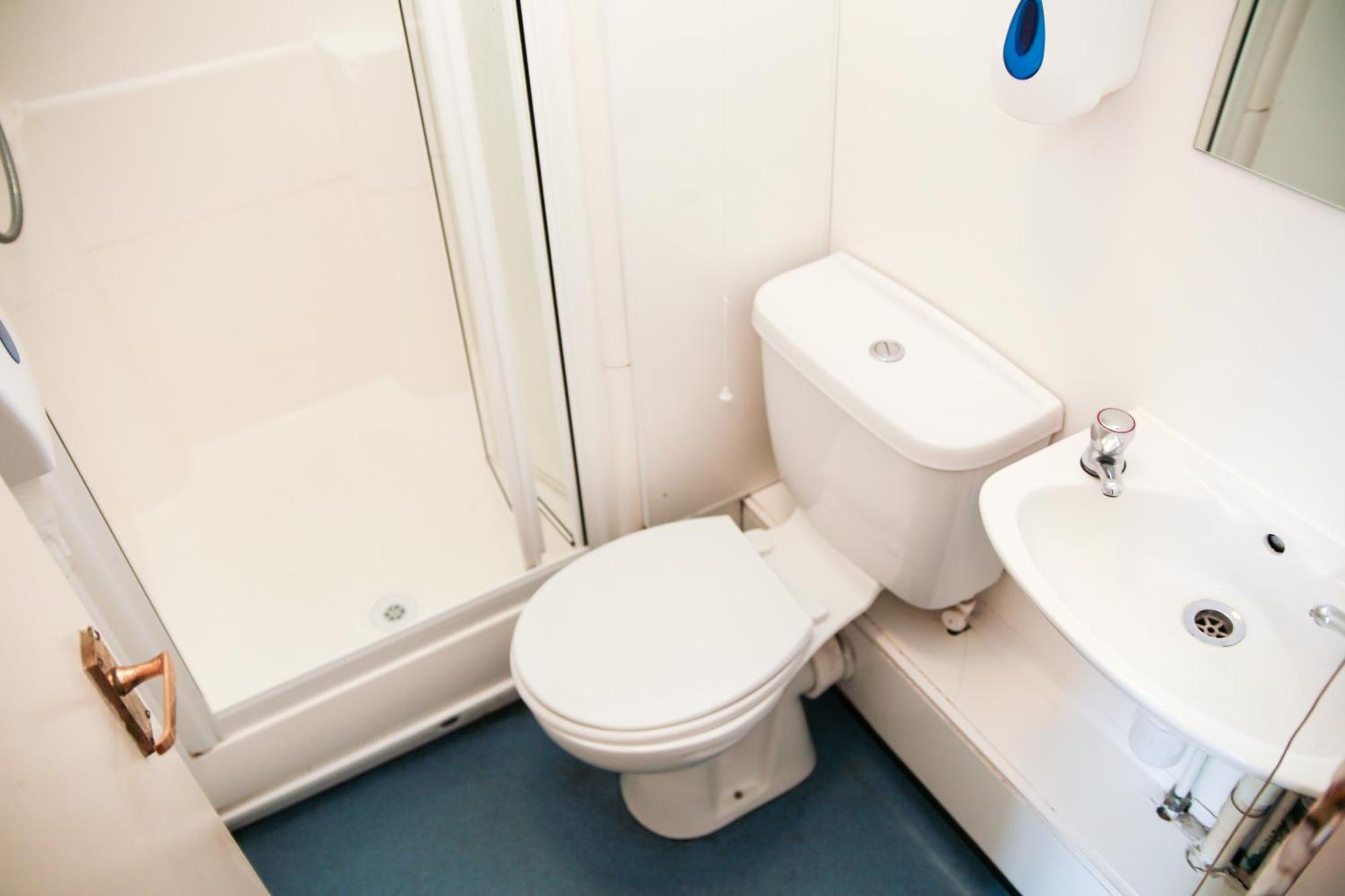 Single Room with Private Bathroom