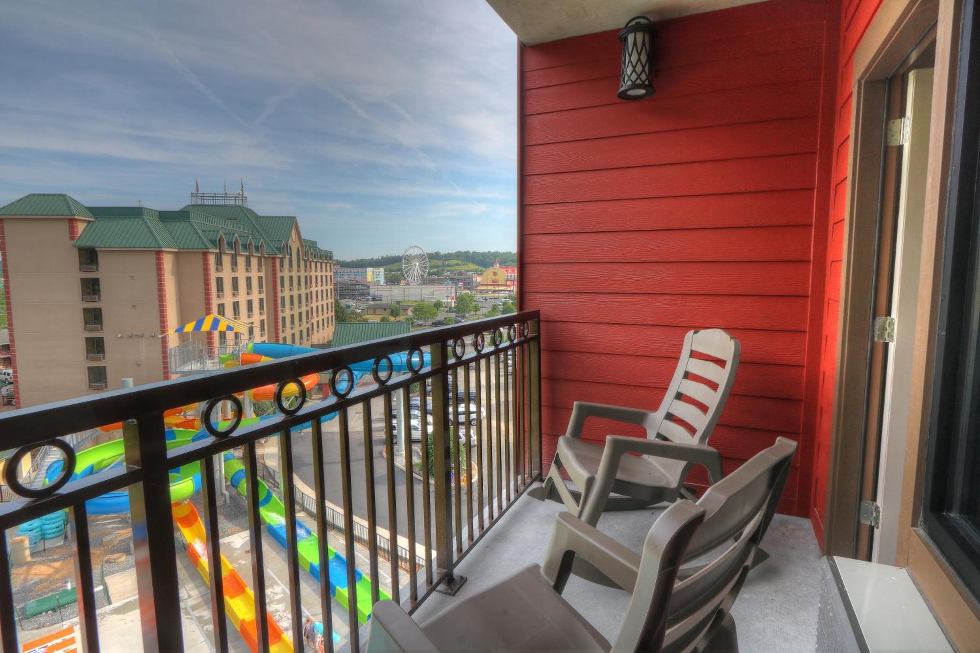 Suite with Pool View