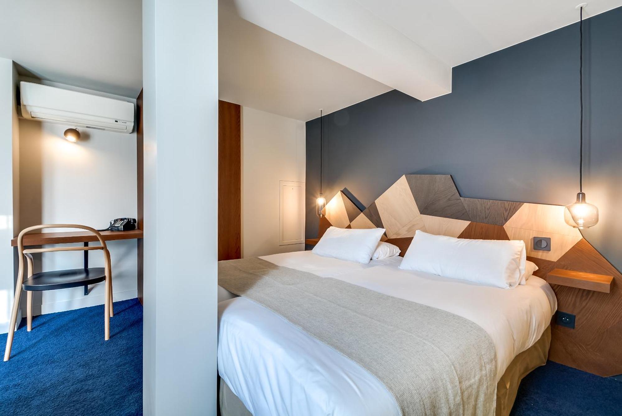 Double Room,705711091:JPEG