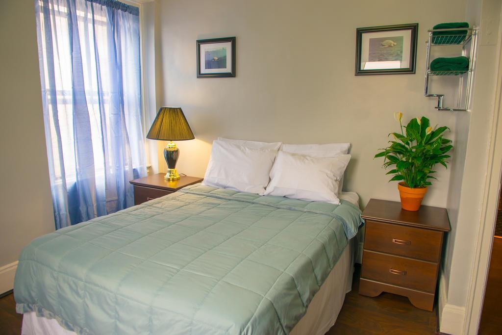 Deluxe Double Room with Shared Bathroom