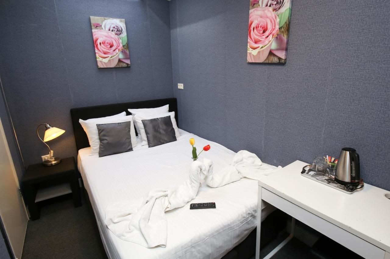 Twin Room with Private Bathroom,759725384:JPEG