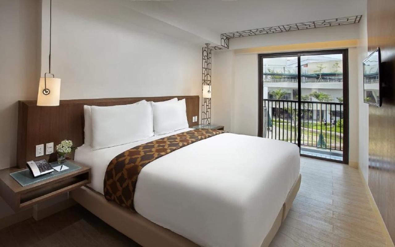 Deluxe King Room,759902066:JPEG