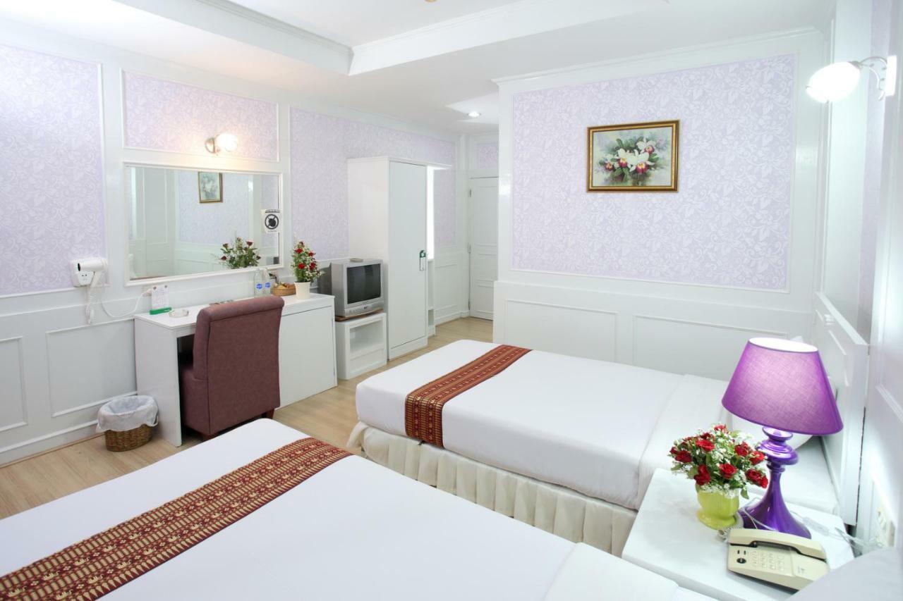 Standard Double or Twin Room,786042771:JPEG