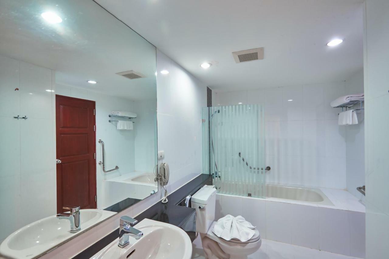 Junior Suite Room