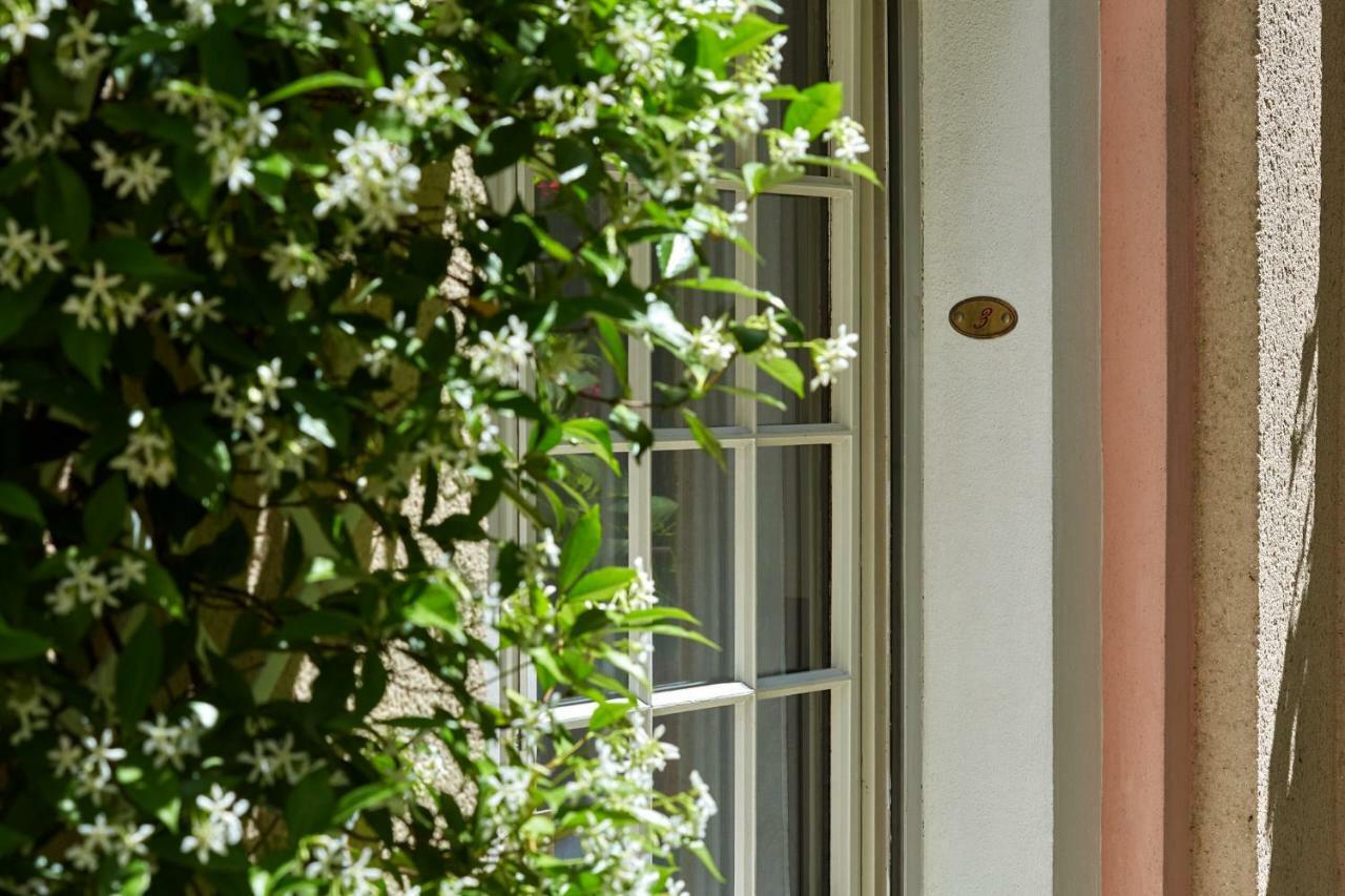 Single Room,1215043078:JPEG