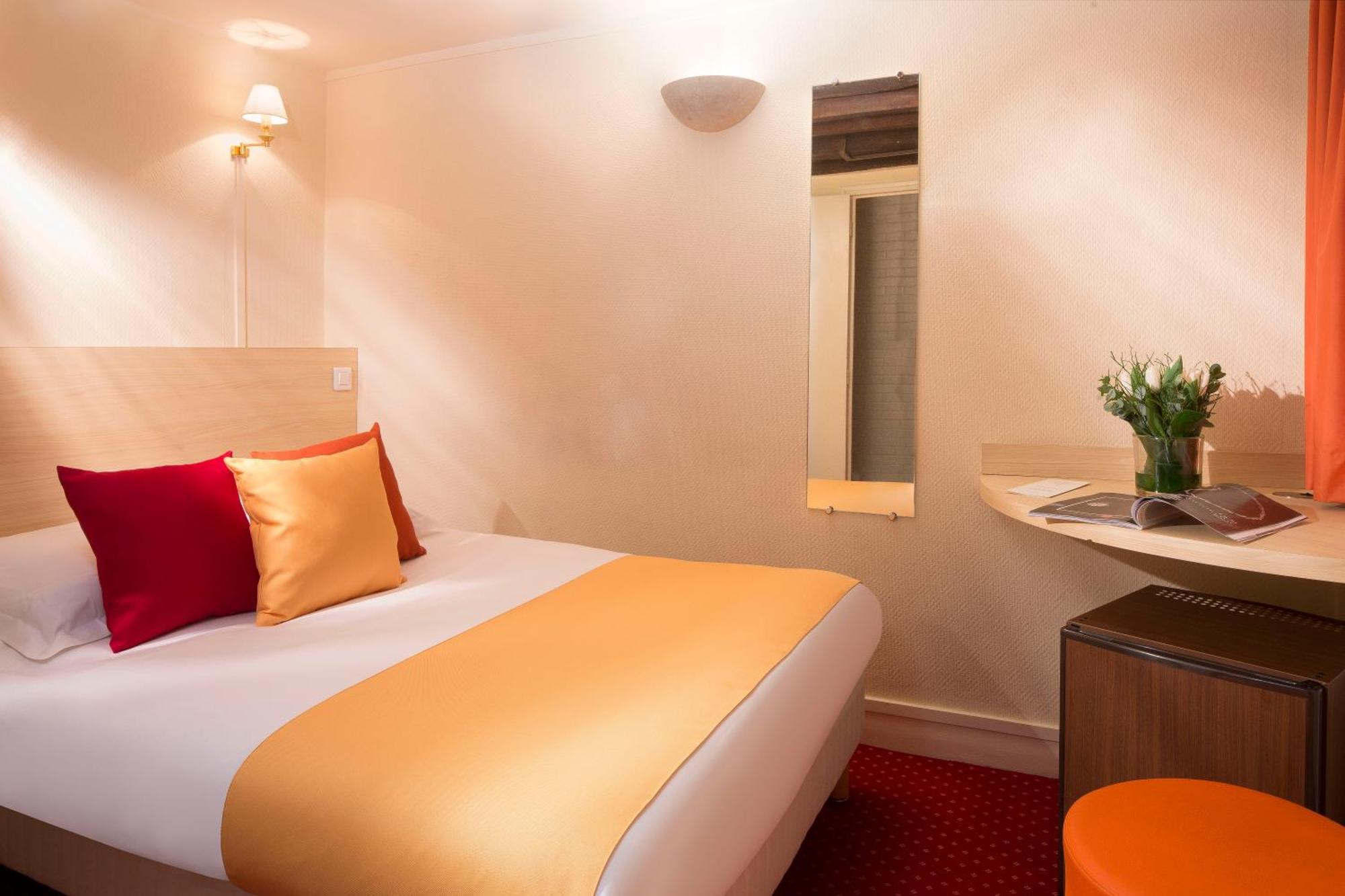 Standard Single Room,814886144:JPEG