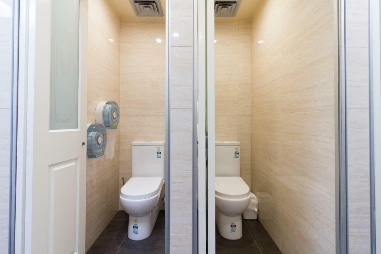 Single Room with Shared Bathroom