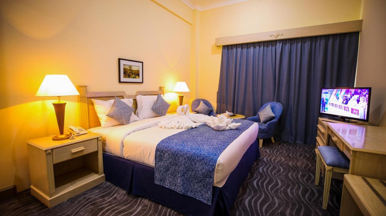 Deluxe Double Room Balcony,940748341:JPEG