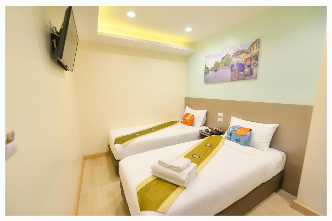 Standard Twin Room
