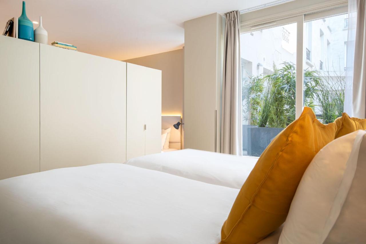 Family Room,970126684:JPEG