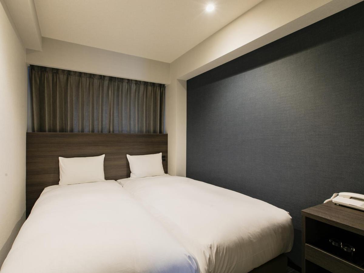 Hollywood Twin Room - Non-Smoking