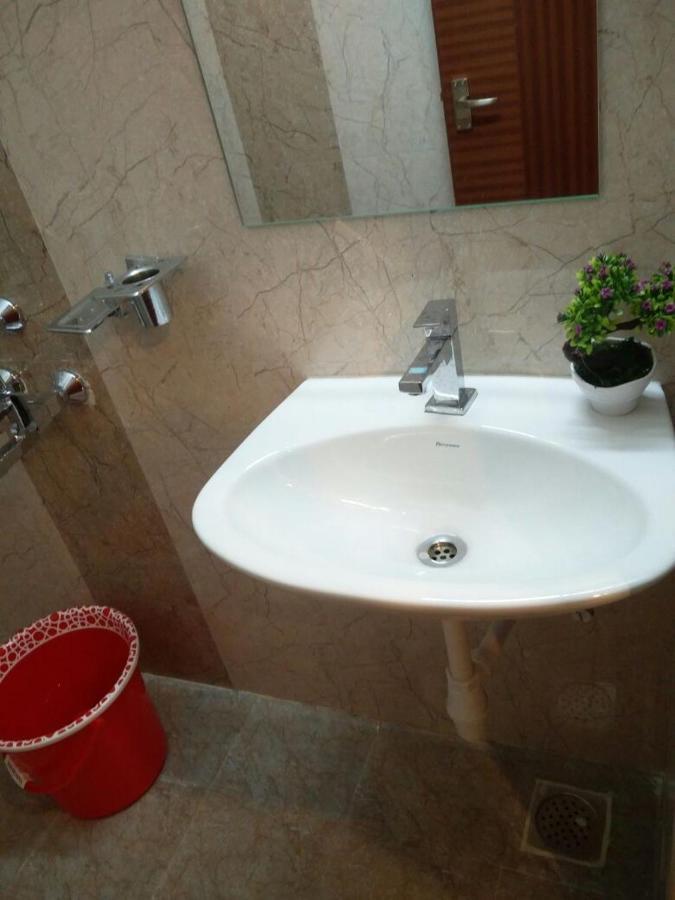 Deluxe Double or Twin Room,975481072:JPEG