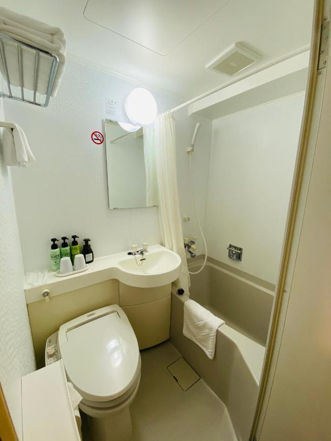 Single Room,977147866:JPEG