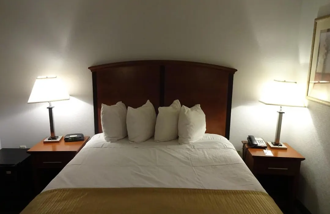 Quality Inn Long Island City - Queensboro Bridge-1