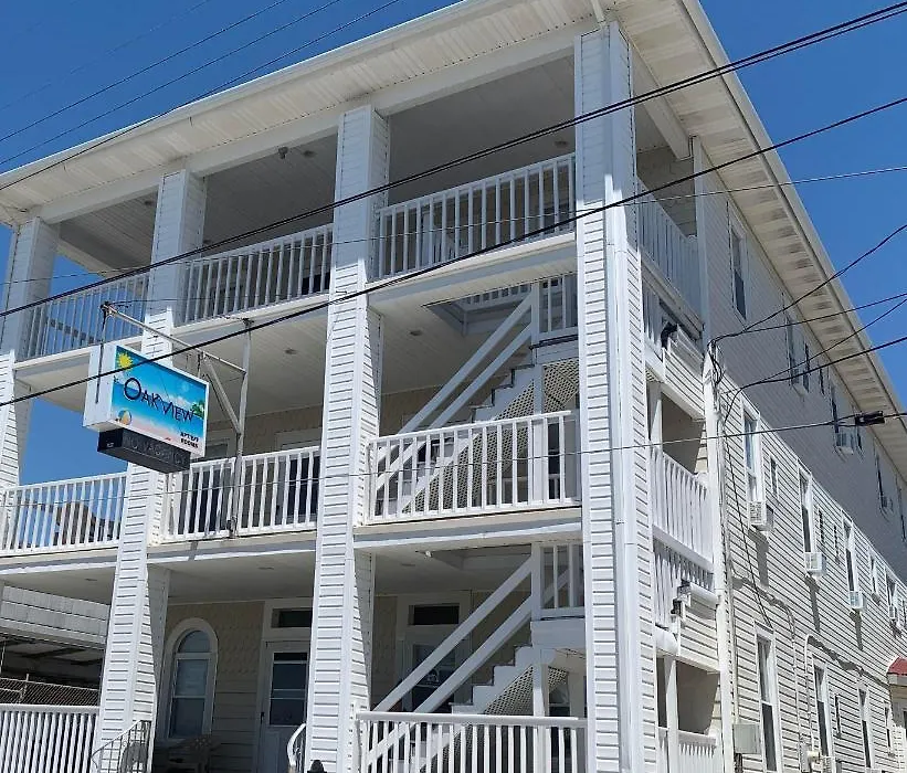 Oakview Hotel-1