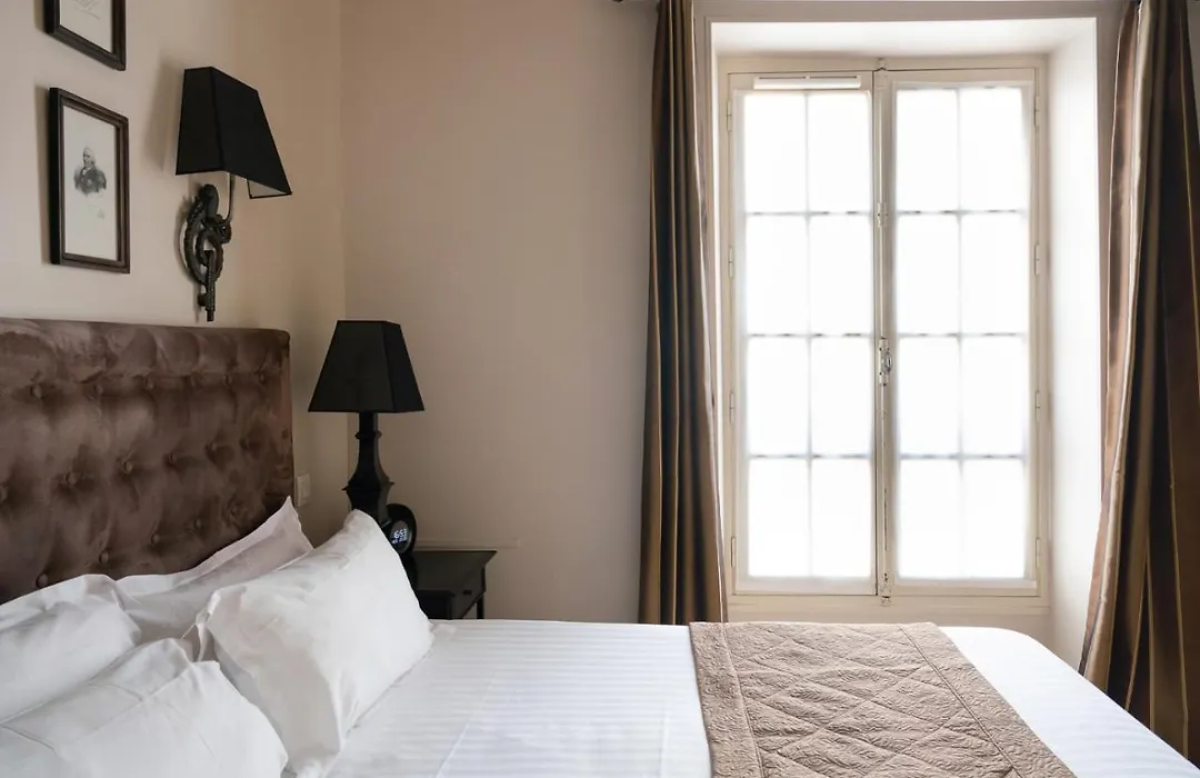 Hotel Saint-Louis Marais-1