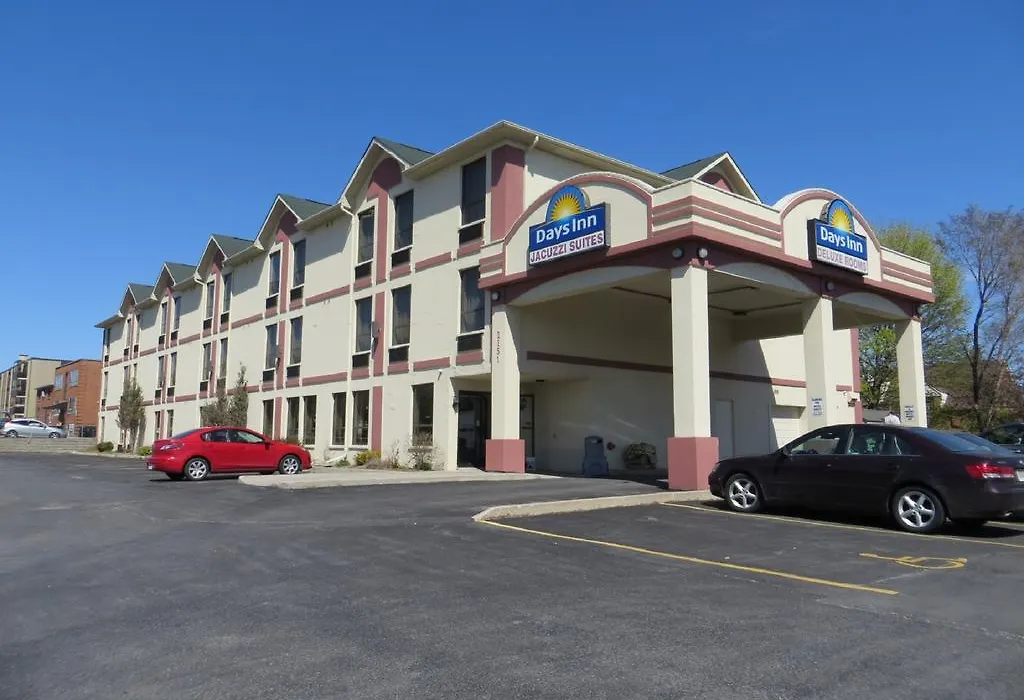 Days Inn By Wyndham Toronto East Lakeview-1