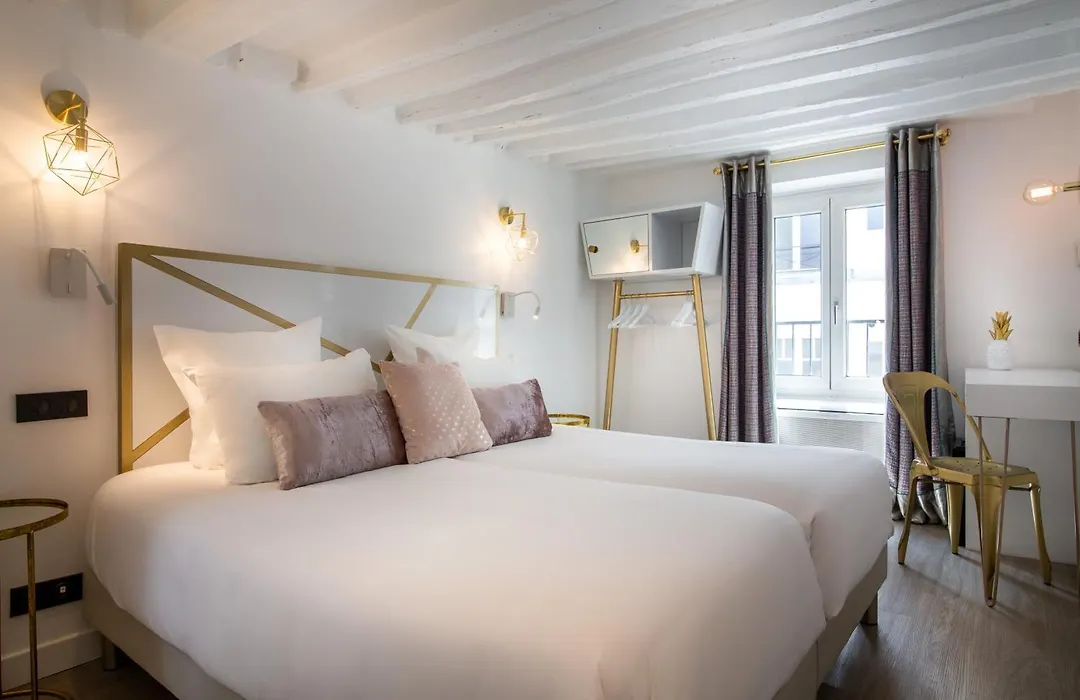 Hotel Royal Opera-1