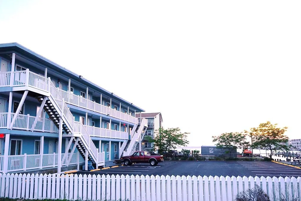 Spindrift Motel-1