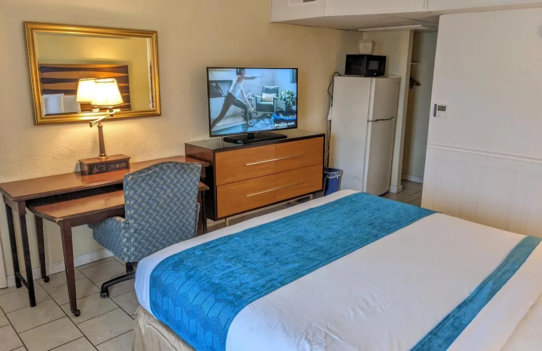 Quebec Motel-1