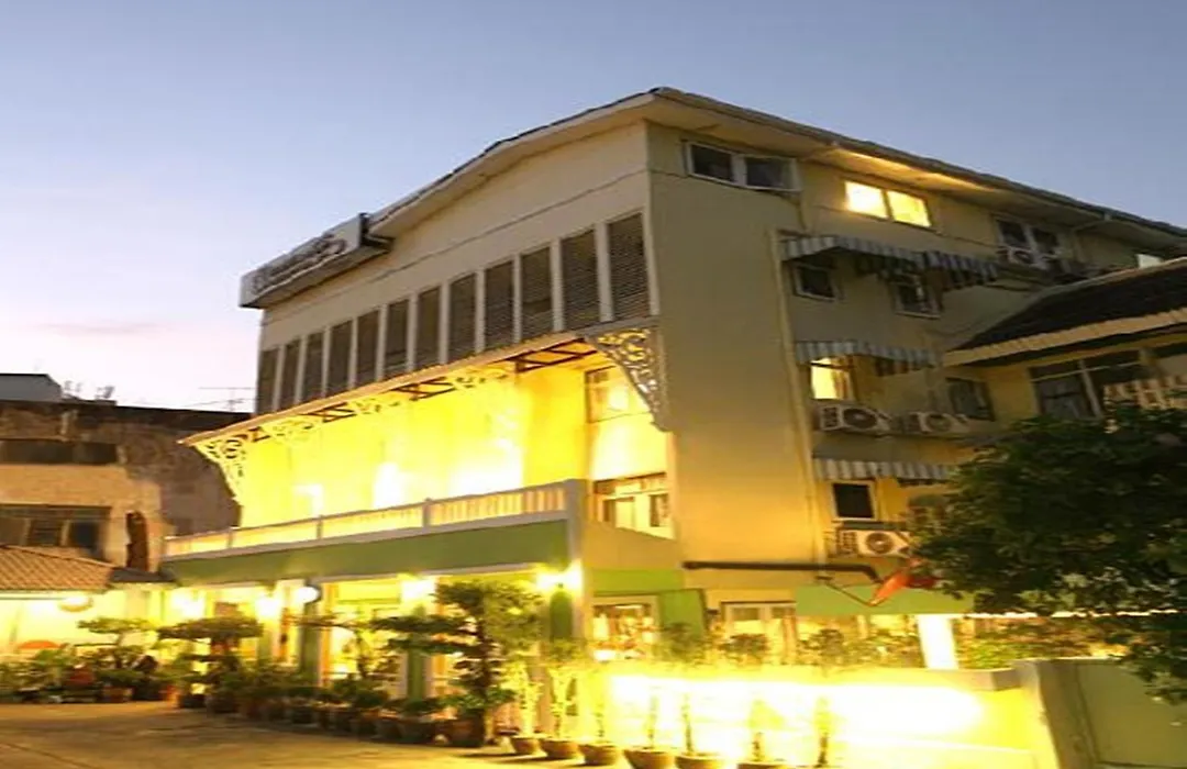 Sawasdee Sukhumvit Inn-1