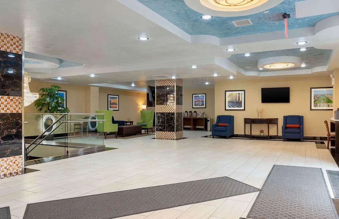 Comfort Inn & Suites Near Jfk Air Train-1