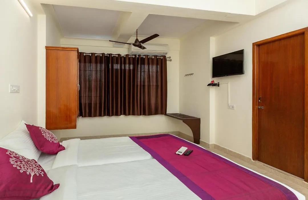 Flagship 75096 Kishore Inn-1