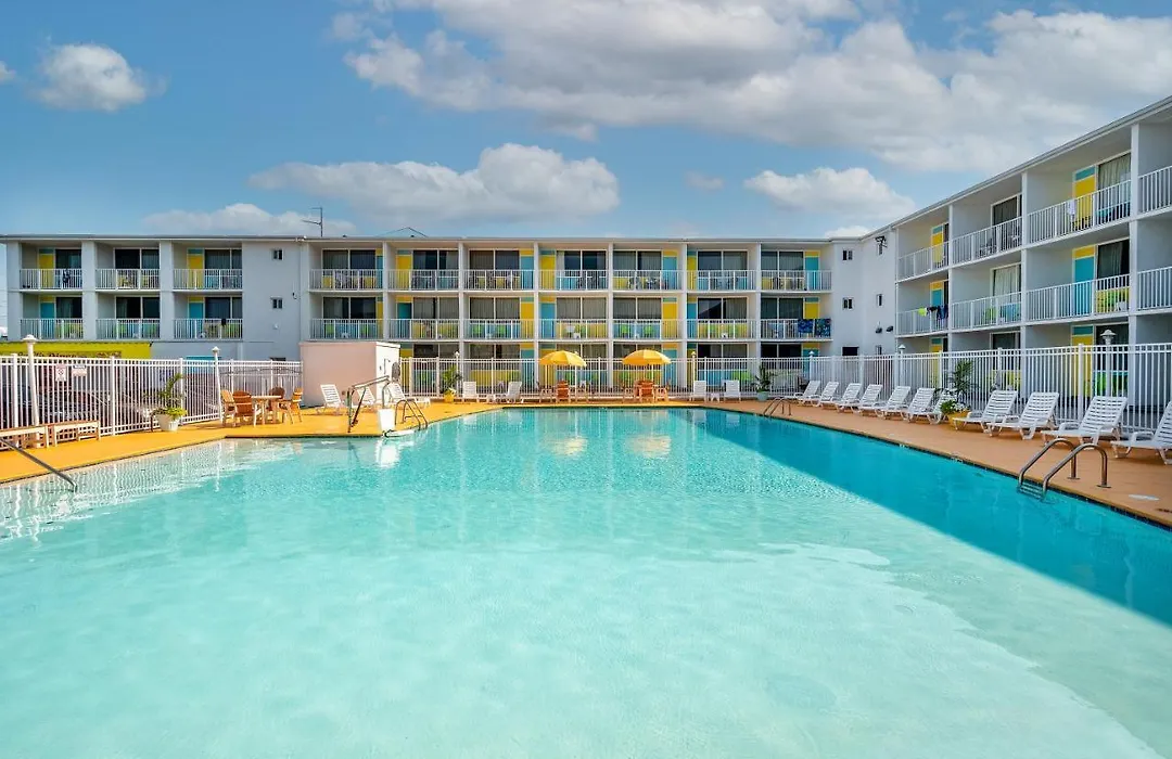 Kokomo Suites-1