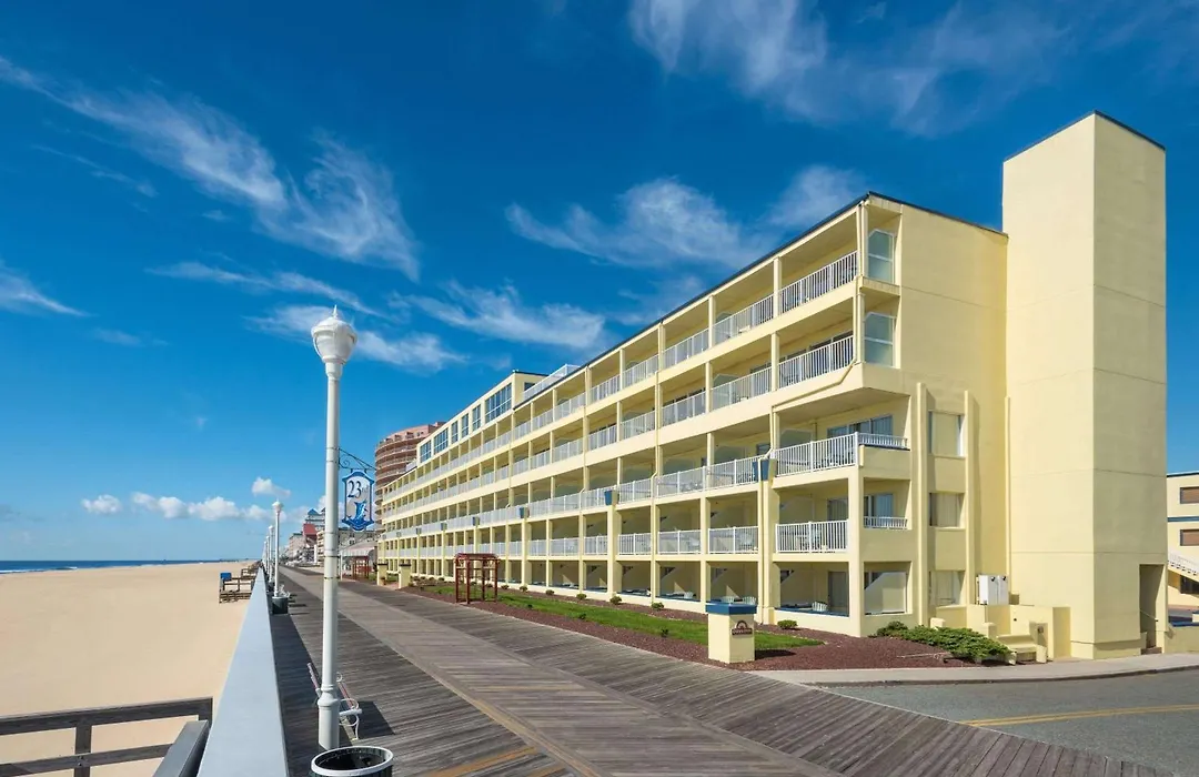 Days Inn By Wyndham Ocean City Oceanfront-1