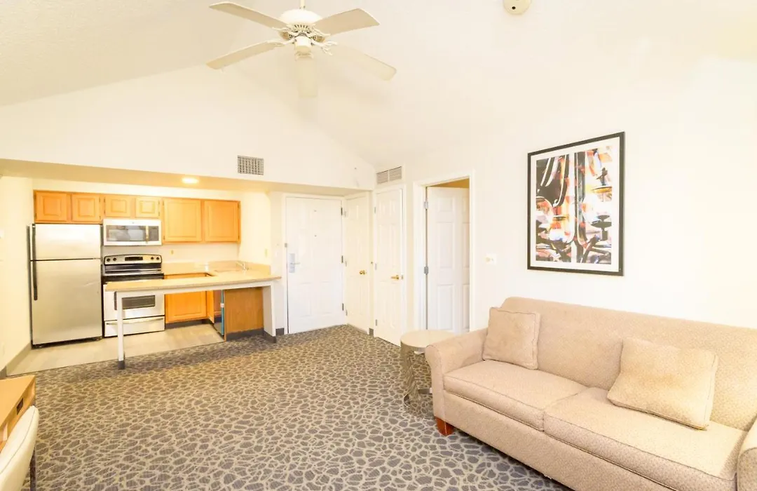 Philadelphia Suites At Airport - An Extended Stay Hotel-1