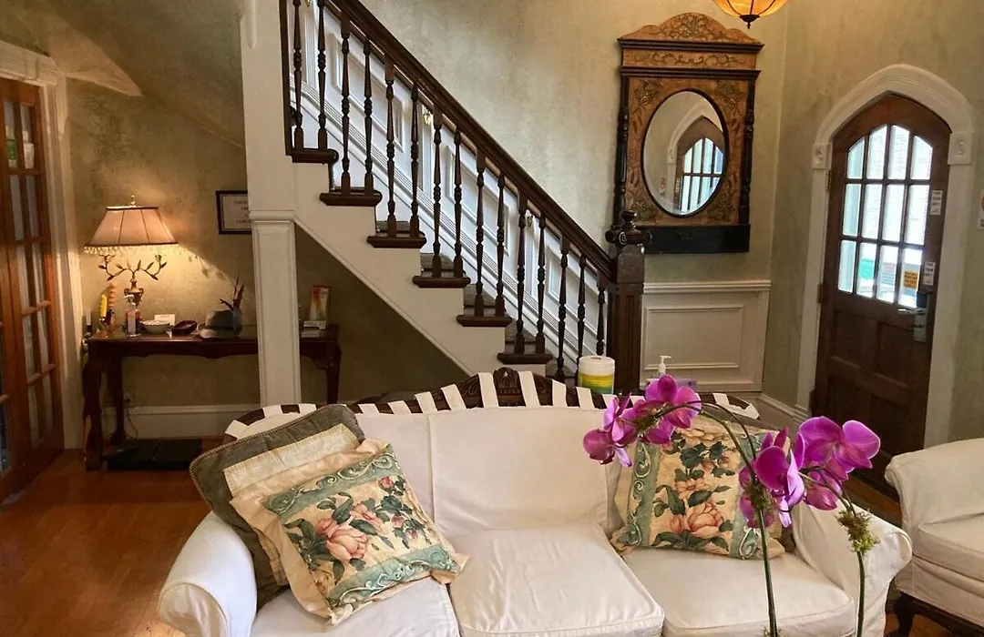 The Villa Toscana-1