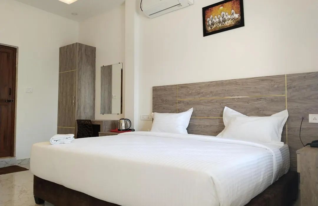 Redfox Hotel-T.Nagar-1