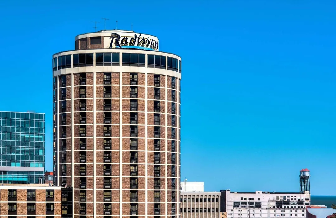 Radisson Hotel Duluth-Harborview-1