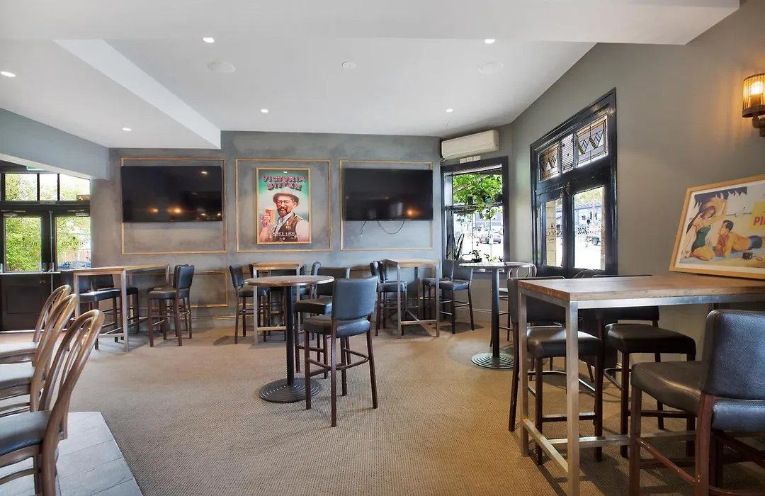 Native Rose Hotel-1