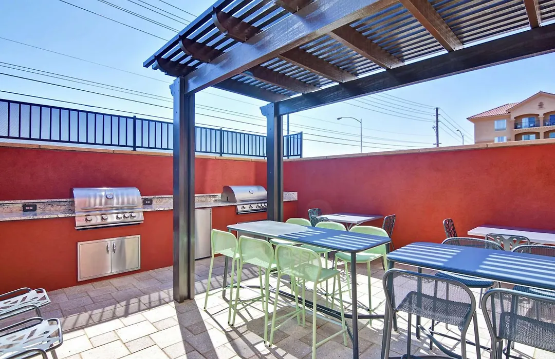 Home2 Suites By Hilton Las Vegas Strip South-1