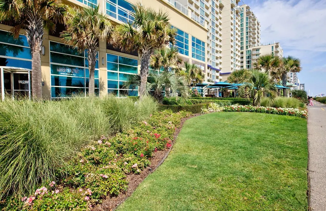 Hilton Garden Inn Virginia Beach Oceanfront-1