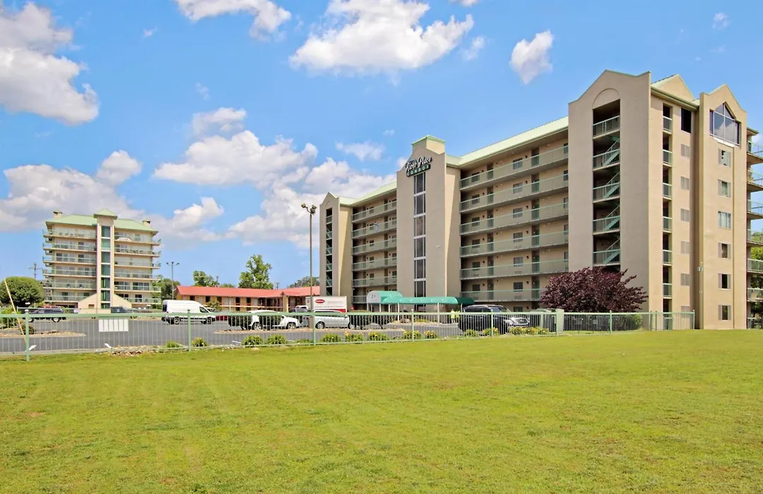 River Place Condos 609 1Bd, 2 Bath-1