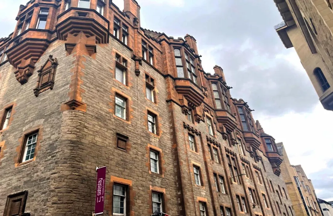 Safestay Edinburgh Cowgate-1