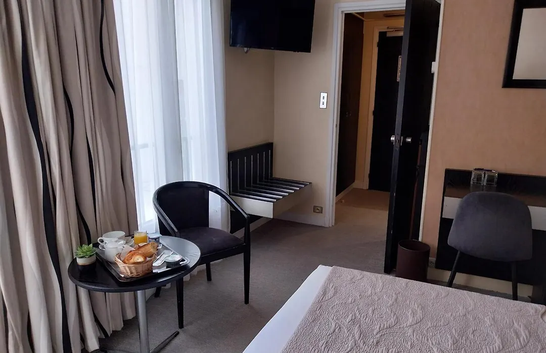 Hotel Alison-1