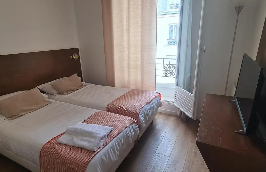 Dupleix Hotel-1