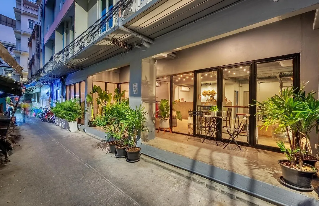 Ti Thong Hostel-1